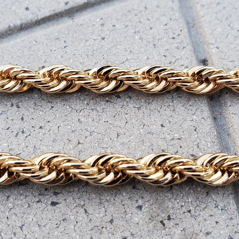 Vintage 14K Yellow Gold Plated Diamond Cut Rope Necklace - Picture 4 of 9
